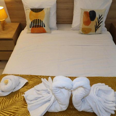 Le Cosy Wiener *Paris*Gare A 300 M*Disneyland* 马恩河畔尚 外观 照片